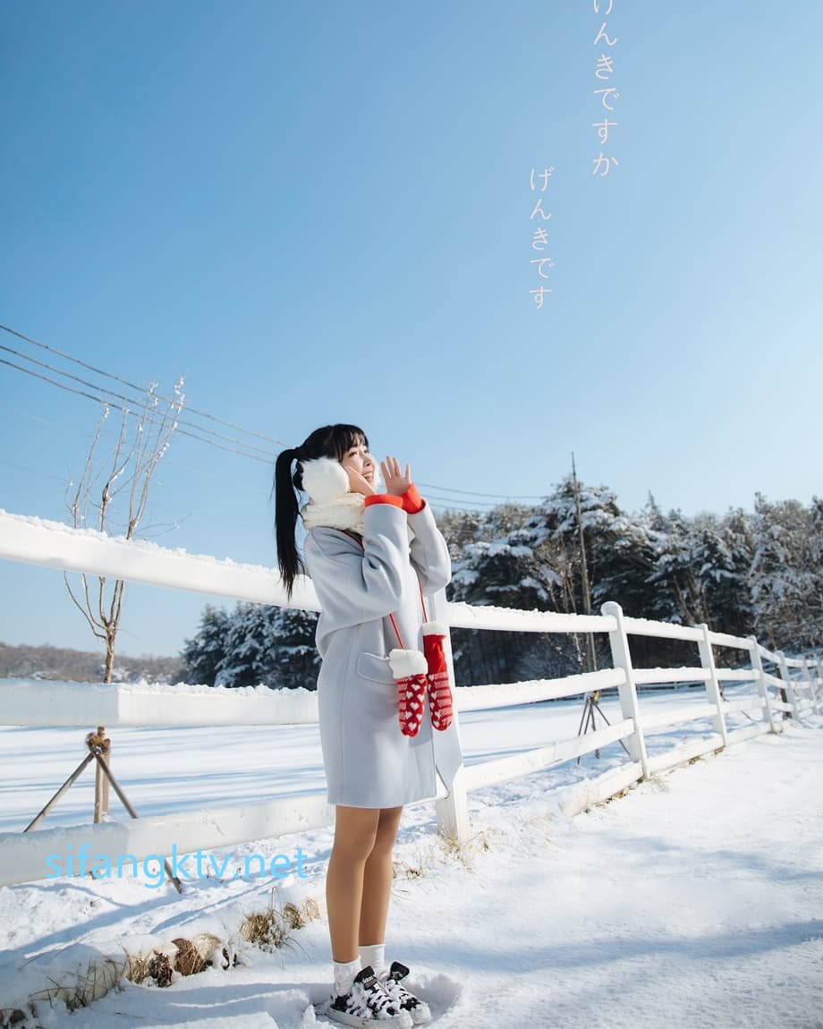 【2023_03_27】Don't_wear_a_bikini,_walk_in_your_underwear_in_the_swimming.m4v